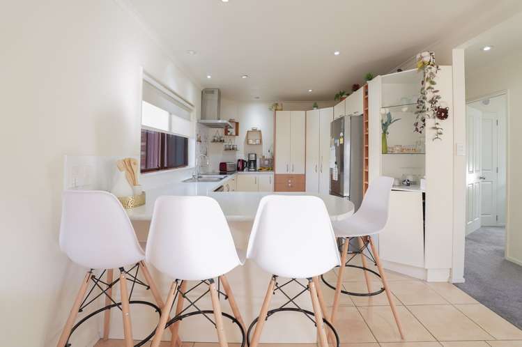 66d Waimumu Road Massey_19