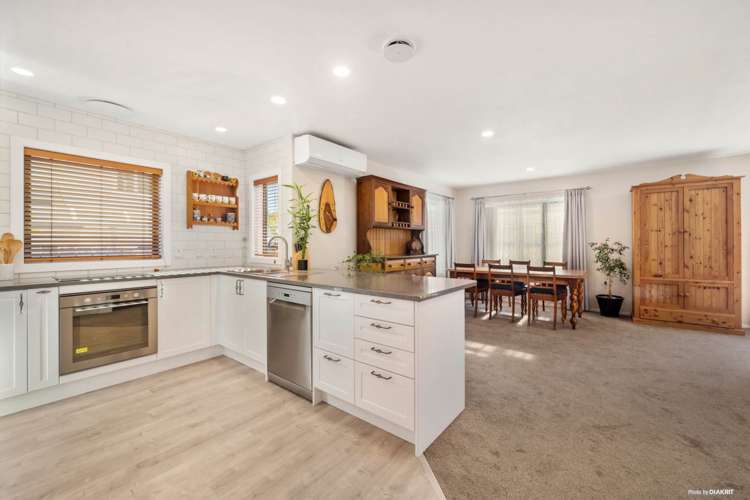 4/36 John Jennings Drive Oteha_2