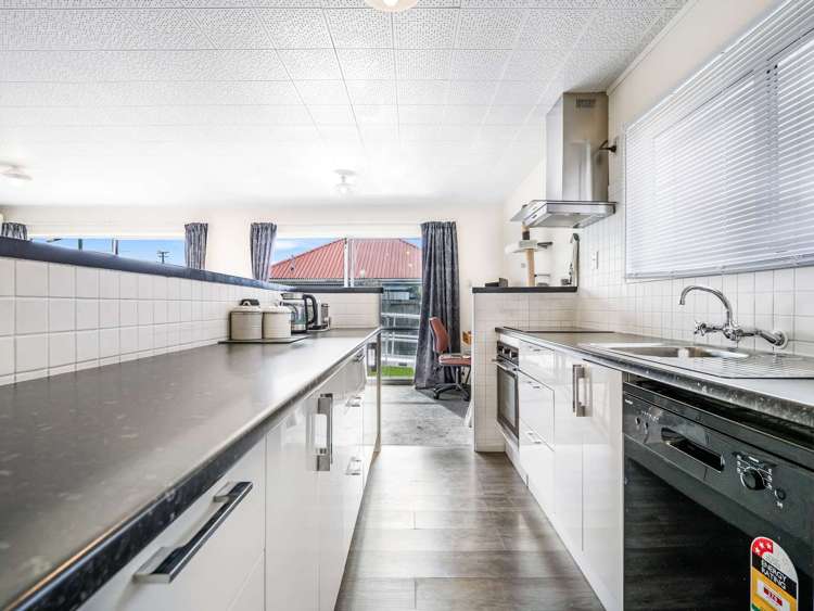 18a Monokia Street Fairy Springs_7