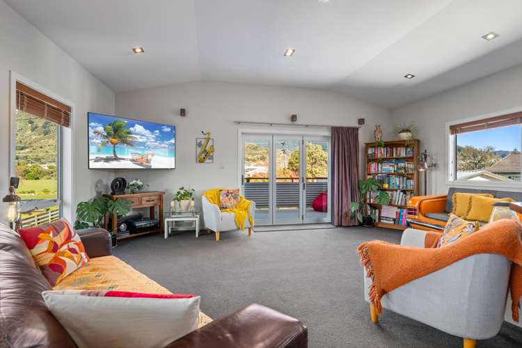 14 Beach Road Waikawa_7