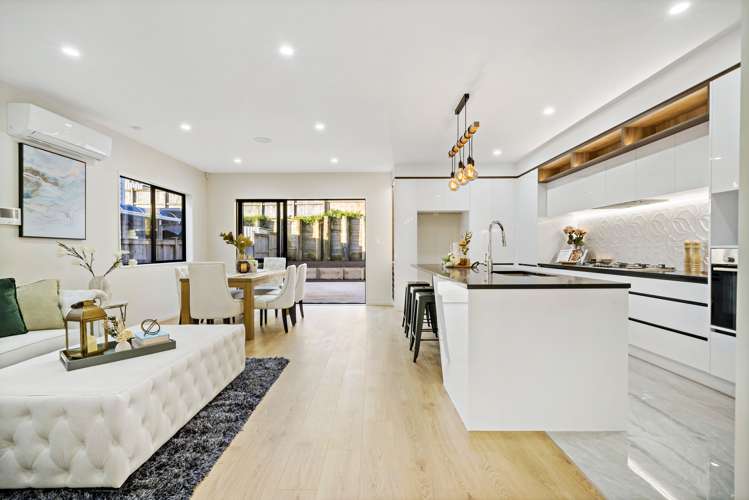 24 Ngaki Street Flat Bush_16