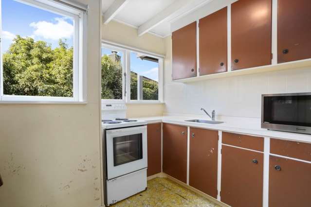 3/27 Ellerton Road Mount Eden_3