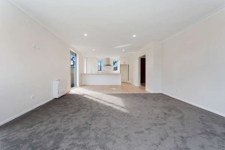 26 John Raven Lane Woodend_2