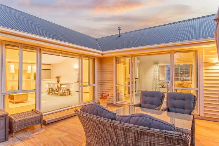 15 Acorn Close Waltham_3