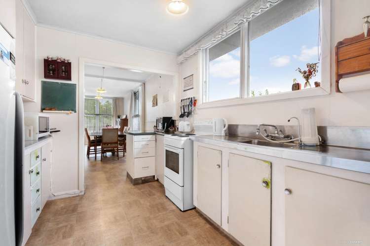 32 Barbary Avenue Kelston_8