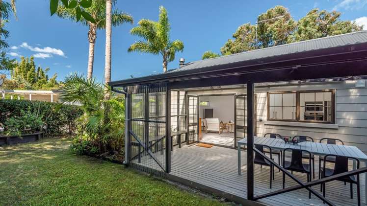 8 Bellcroft Place Belmont_15