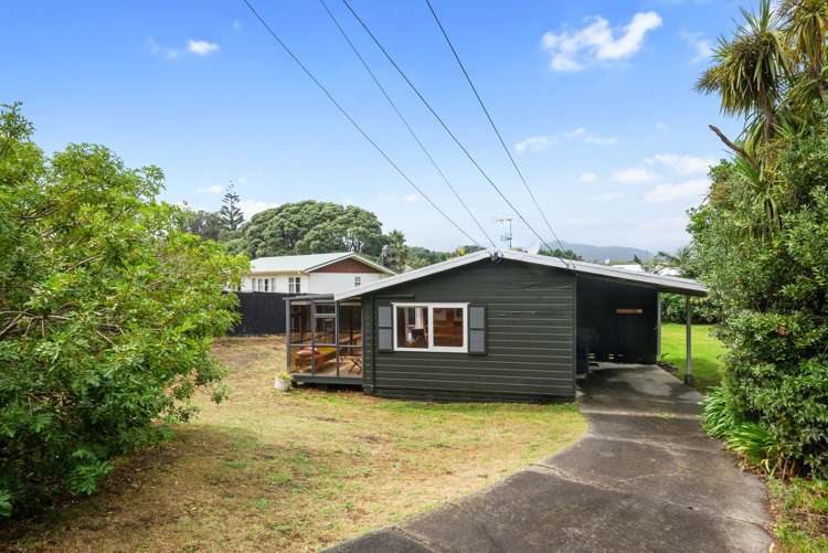 18 William Street Waikanae Beach_13