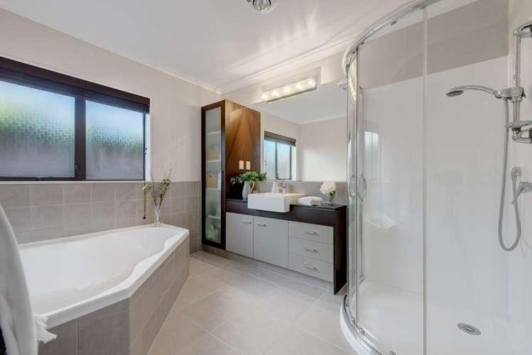 5 Columbia Crescent Beachlands_15