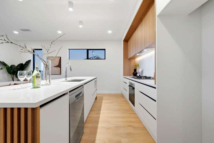 39 Kikorangi Drive Orewa_10