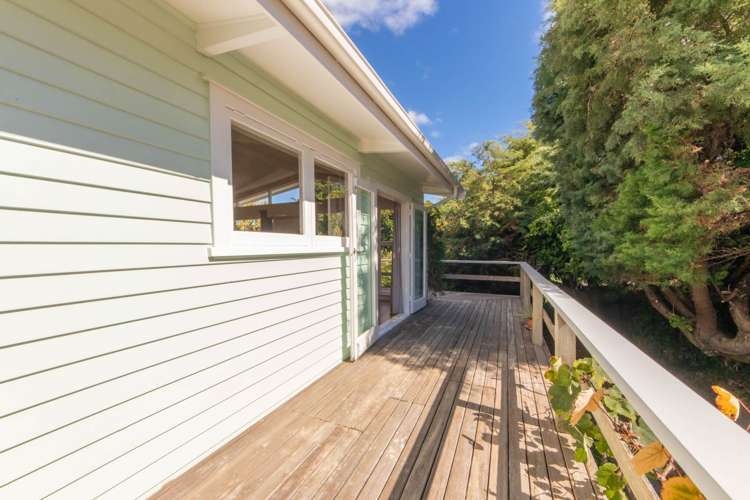 33 Chorley Avenue Massey_21