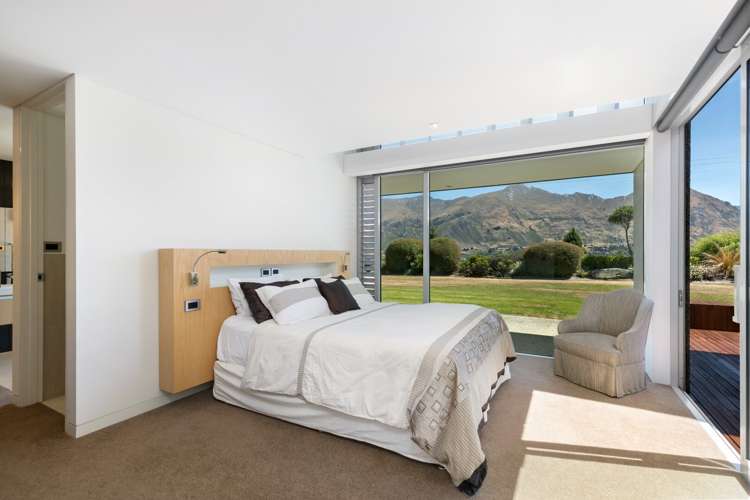 311 Beacon Point Road Wanaka_9