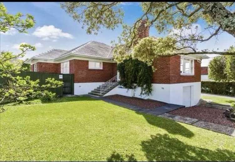 2 Maui Street New Lynn_14