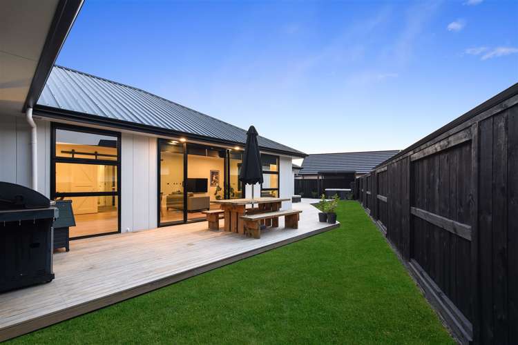 13 Sydney Place Flagstaff_13