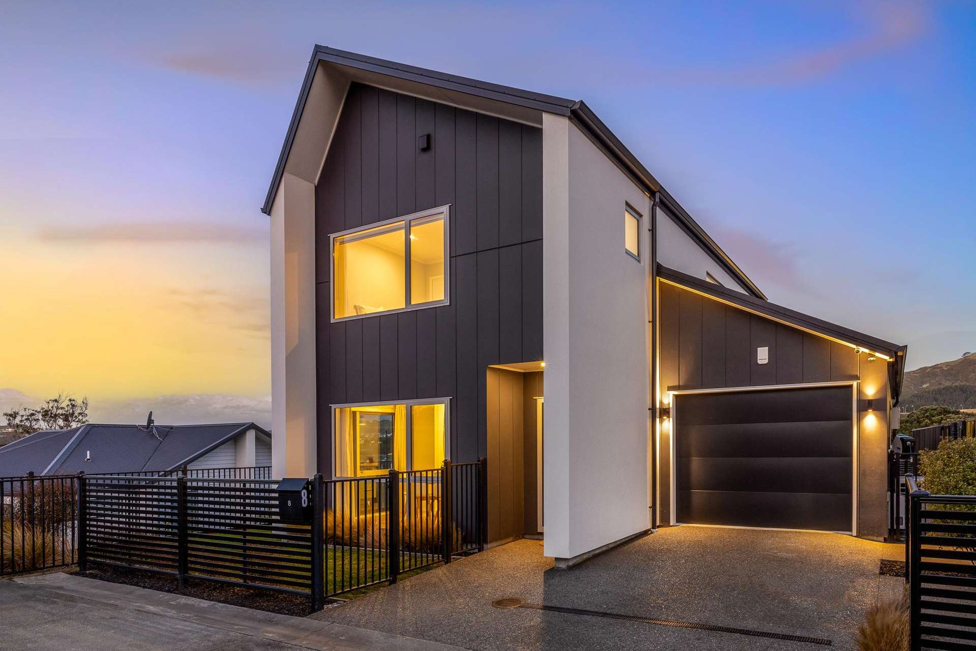 8 Hokioi Drive Kenepuru_0