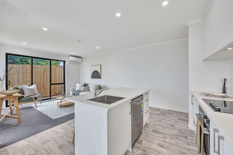 9/16 Russell Road Manurewa_2