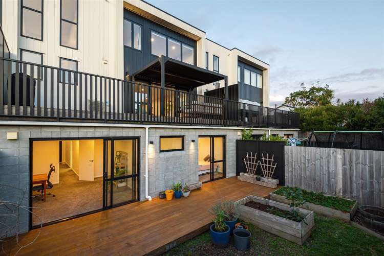 14b Corrella Road Belmont_16