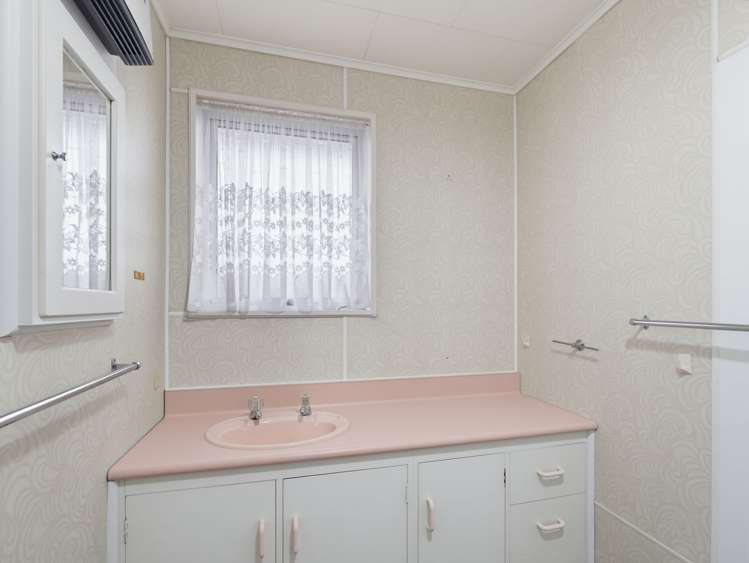 2/11 Chester Street Taradale_10