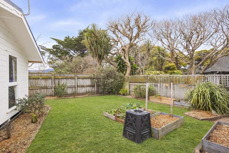 10 Bahama Crescent Paraparaumu Beach_21