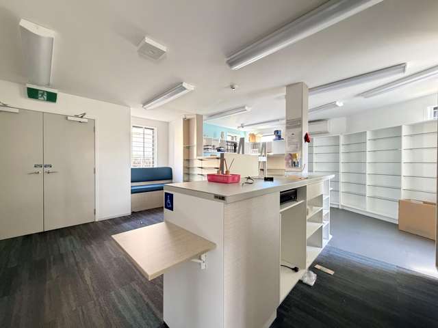 512 East Coast Road Windsor Park_2