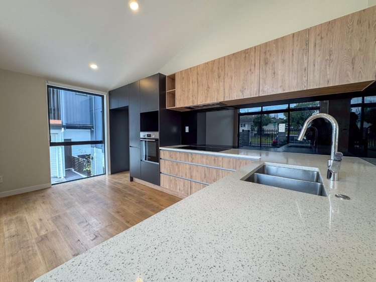21 Eastview Road 10026_7