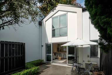 4/160 Rossall Street_1