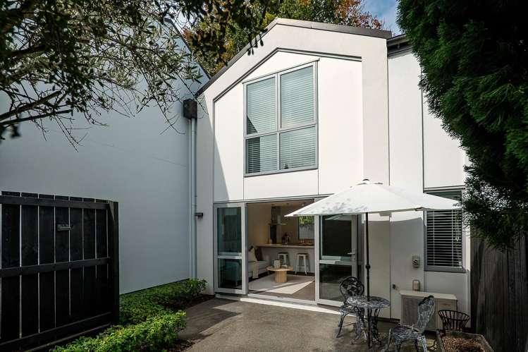 4/160 Rossall Street Merivale_12