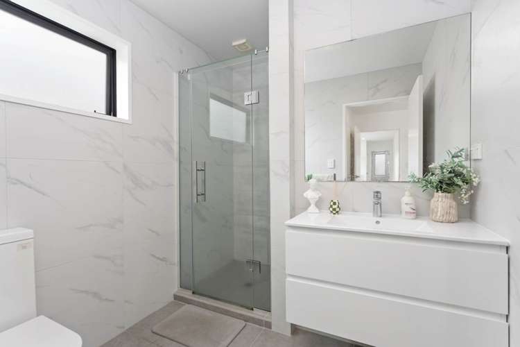 38 Tihema Lane Westgate_16