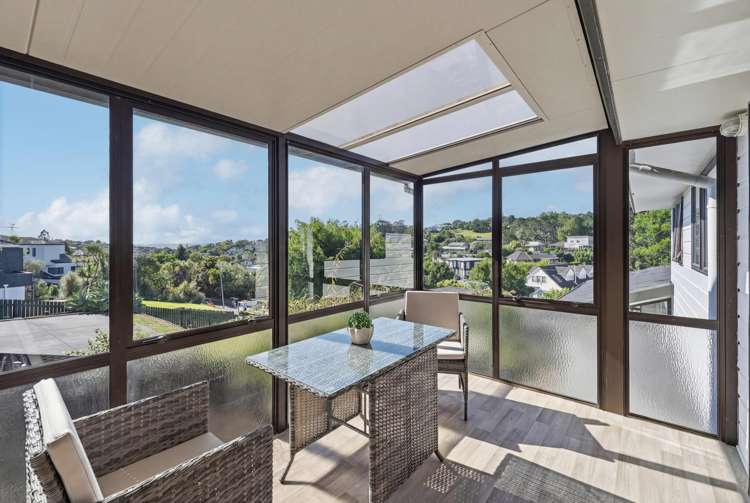 2 Seaford Place Murrays Bay_13