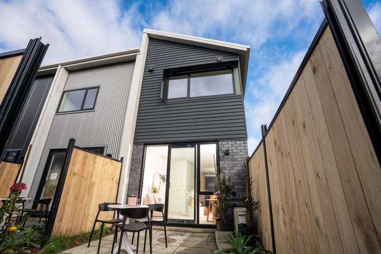 9/235 Karori Road Karori_16