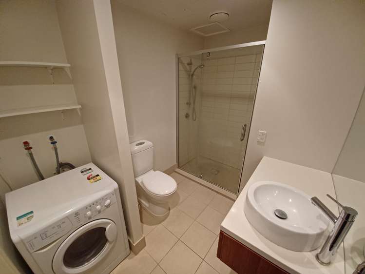 407/2 Dockside Lane Auckland Central_7