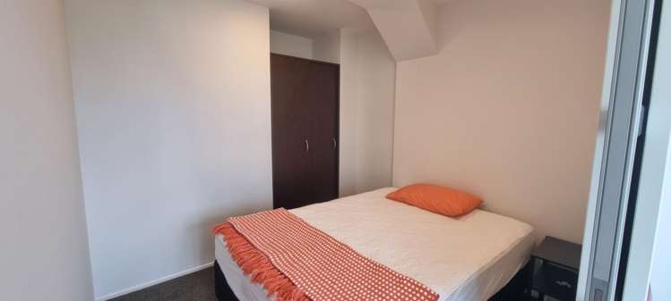 6M/32-36 Day street 10048_4