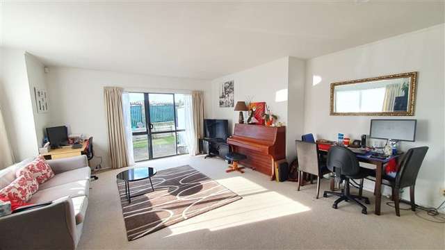 1/520 Don Buck Road Westgate_2