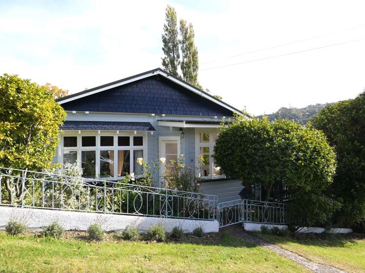 34 James Street North East Valley_20