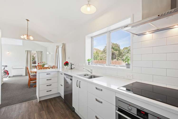 4b Canberra Place Redwood_13