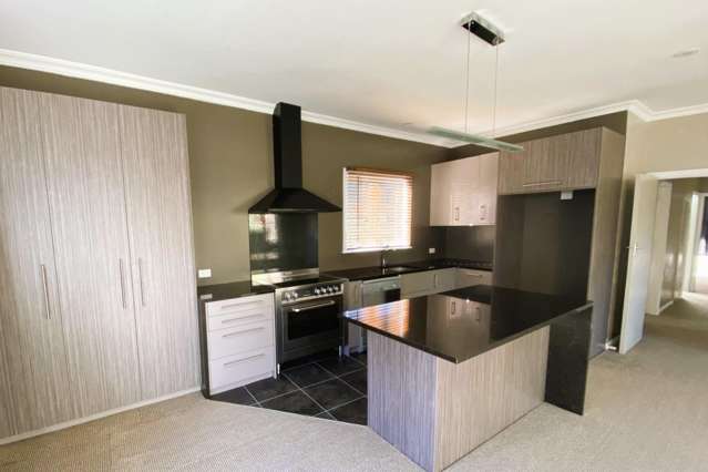 12 Montgomery Terrace 2138_2
