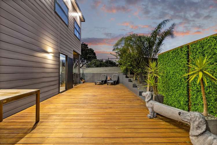 57 Hawaiian Parade Arkles Bay_19