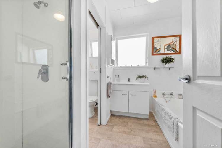 14 Allington Road Massey_17