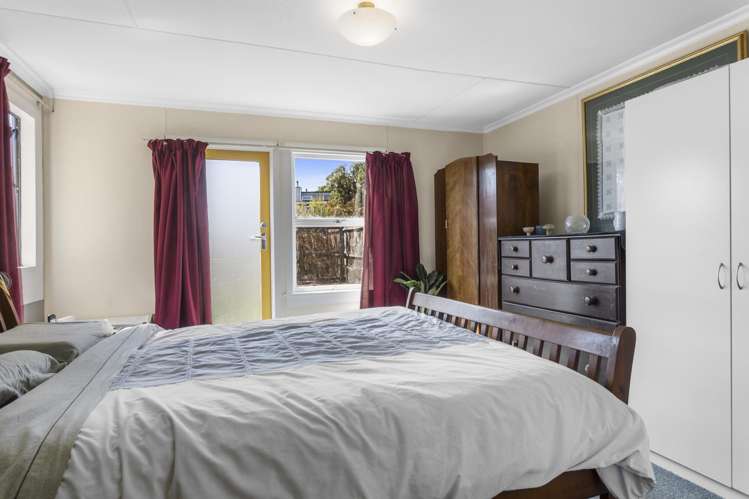 81 Dunns Avenue The Pines Beach_5