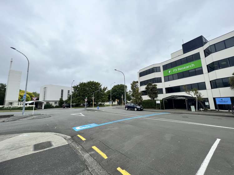 1 Market Grove Hutt Central_2