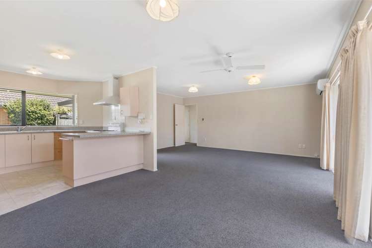 2/19 Ingram Street Papakura_5