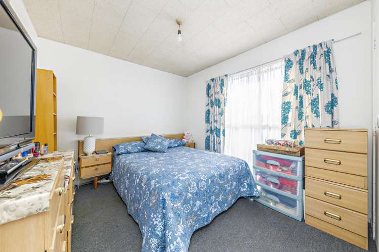 7 Agar Place Favona_8