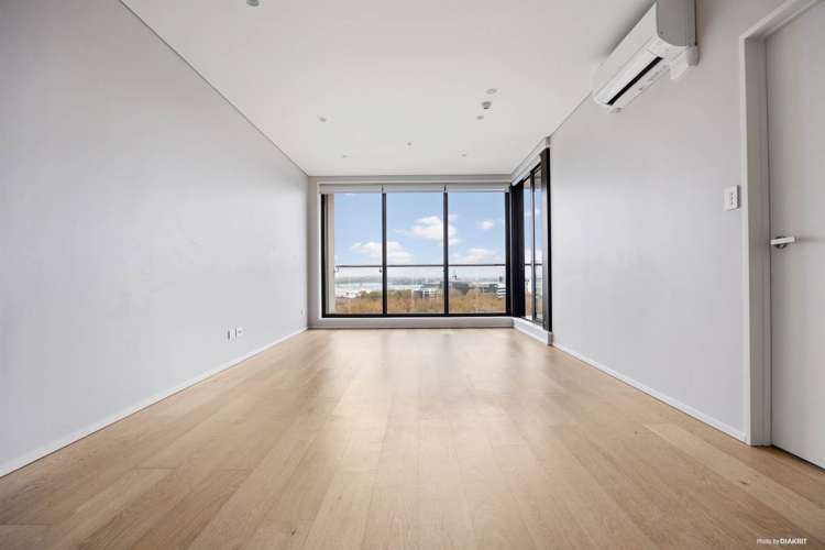 801/70 Sales Street_3
