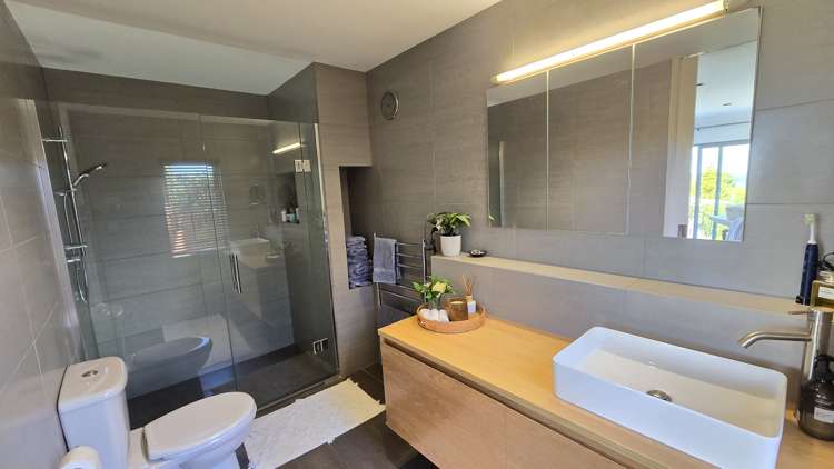 87 Castor Bay Road Castor Bay_14