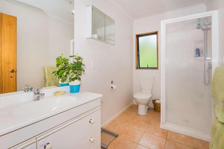 139 Ocean View Road Oneroa_19