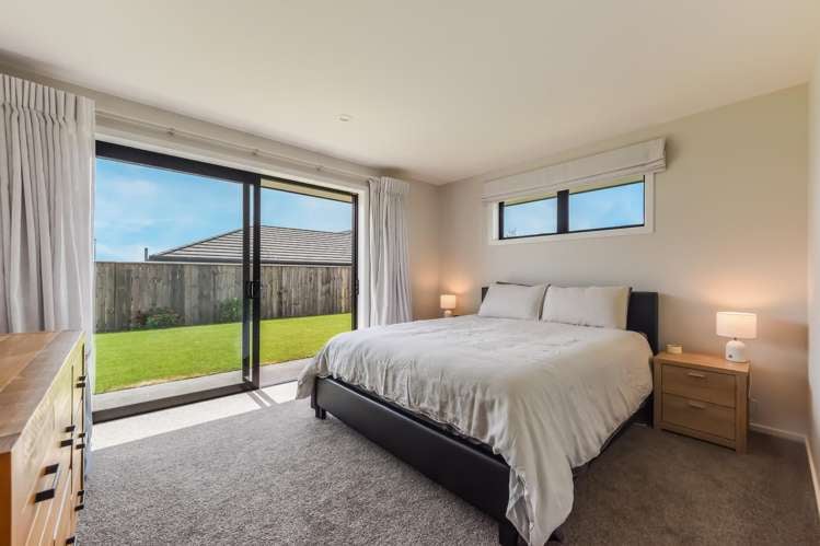 33 Woodley Road Richmond_12