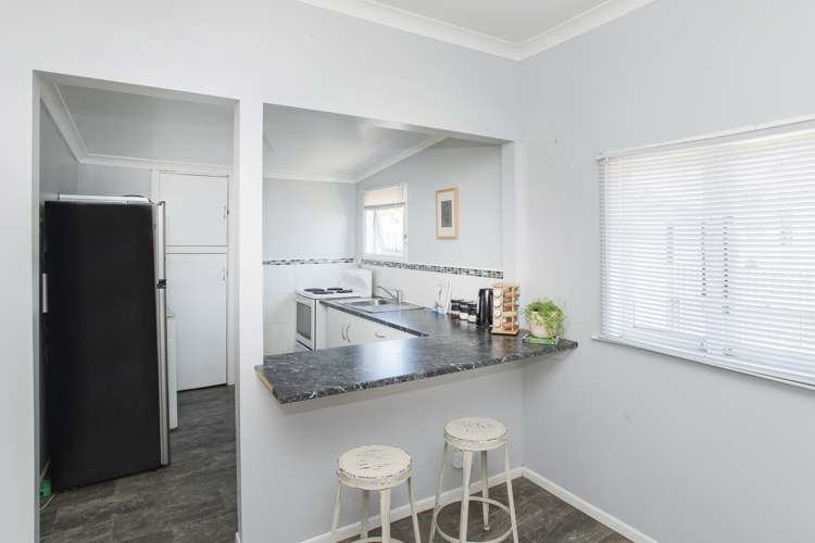 38 Andrew Street Elgin_11