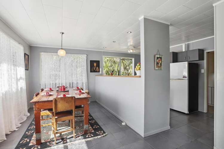 1194 Huia Road Huia_20