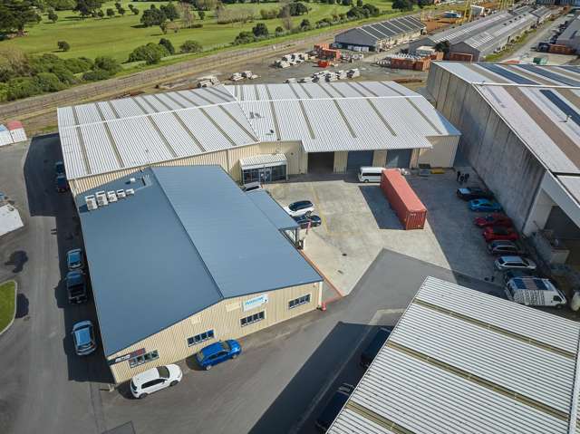 Dress circle investment