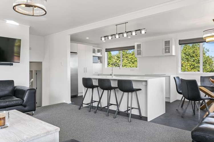 10 Kensington Place Richmond Heights_14