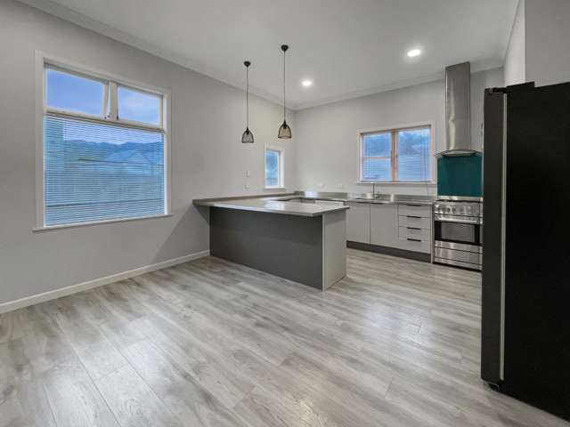 33 Happy Valley Road 1325_2